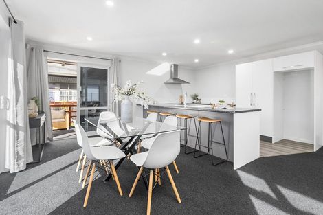 Photo of property in 10 Brightstone Crescent, Aranui, Christchurch, 8061