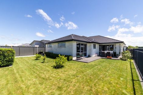 Photo of property in 18 Ruakituri Place, Te Awa, Napier, 4110