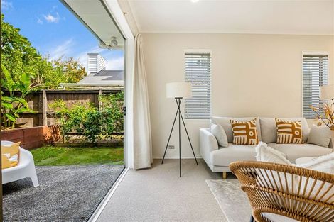 Photo of property in 17 Station Street, Hobsonville, Auckland, 0616
