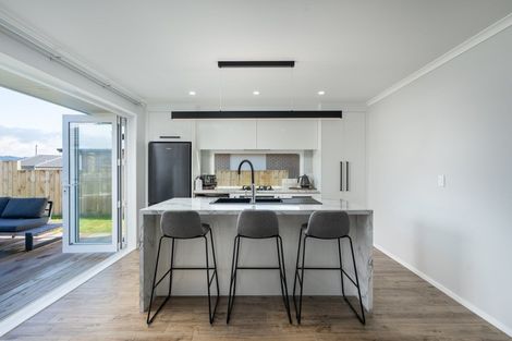 Photo of property in 6 Maru Terrace, Wharewaka, Taupo, 3330