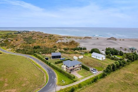 Photo of property in 204a Tai Road, Opunake, 4681