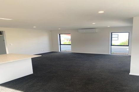 Photo of property in 10 Okoutu Lane, Moera, Lower Hutt, 5010