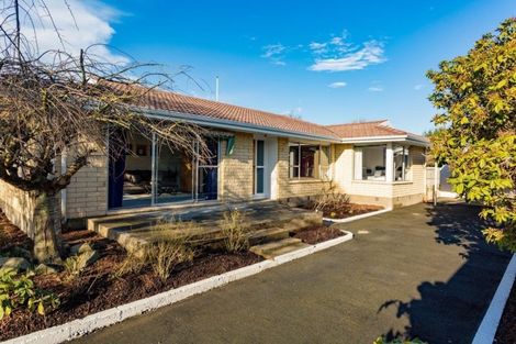 Photo of property in 60 Denise Crescent, Hornby, Christchurch, 8042