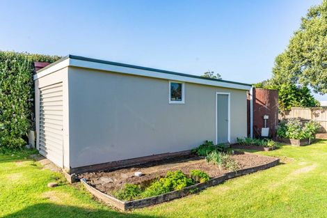 Photo of property in 14 Kelly Street, Baylys Beach, Dargaville, 0377