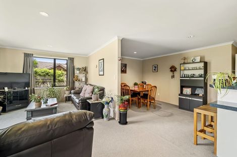 Photo of property in 18 Great West Road, Matipo Heights, Rotorua, 3015