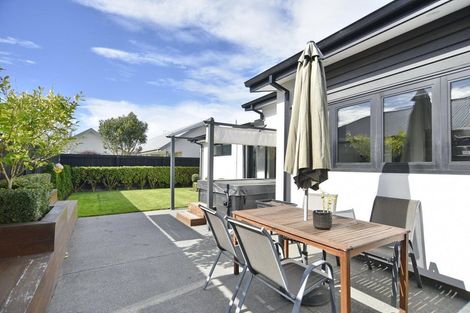 Photo of property in 26 Taiore Crescent, Marshland, Christchurch, 8083