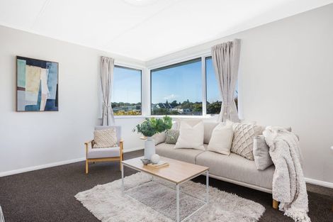 Photo of property in 96 Main Road, Titahi Bay, Porirua, 5022