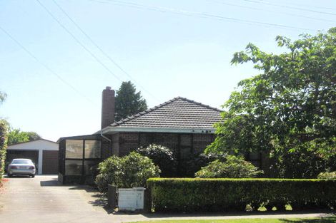 Photo of property in 10 Isleworth Road, Bishopdale, Christchurch, 8053
