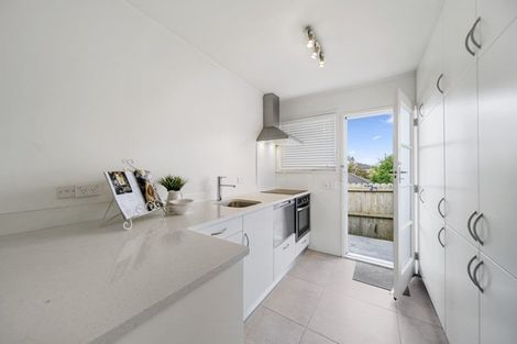 Photo of property in 5/77 Wellington Street, Howick, Auckland, 2014
