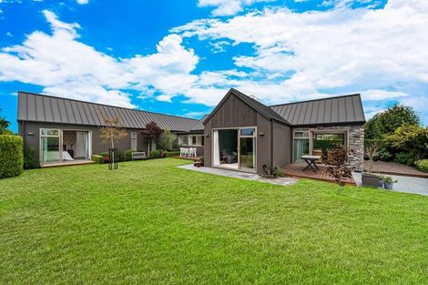 Photo of property in 2 Silver Peaks Drive, West Melton, 7618