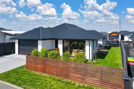 Photo of property in 10 Hapua Lane, Pegasus, 7612