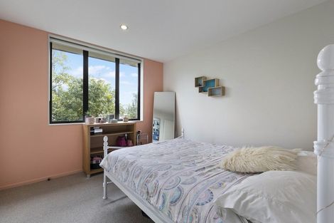 Photo of property in 28 The Close, Greenhithe, Auckland, 0632