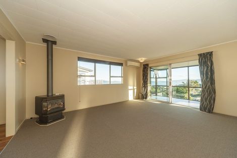 Photo of property in 46 Cypress Drive, Maungaraki, Lower Hutt, 5010