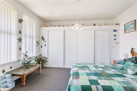 Photo of property in 169 Romilly Street, Westport, 7825