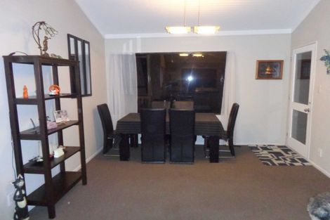 Photo of property in 24 Olive Terrace, Paraparaumu Beach, Paraparaumu, 5032