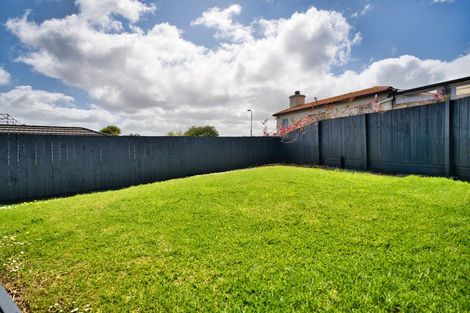 Photo of property in 5 Phoenicia Court, The Gardens, Auckland, 2105