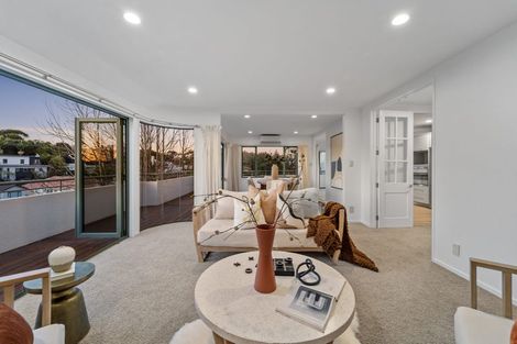 Photo of property in 32a John Rymer Place, Kohimarama, Auckland, 1071