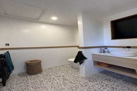 Photo of property in 16 Moana Road, Plimmerton, Porirua, 5026