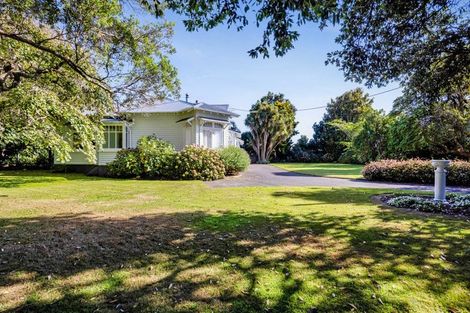 Photo of property in 16 Fairfield Road, Hawera, 4610