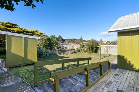 Photo of property in 178 Park Avenue, Waitarere Beach, Levin, 5510