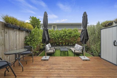 Photo of property in 5/11 Karamu Street, Te Atatu Peninsula, Auckland, 0610