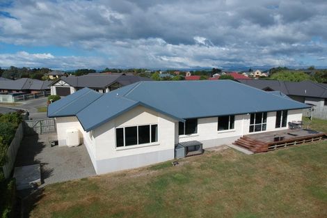 Photo of property in 16 North Ridge Drive, Oamaru North, Oamaru, 9400