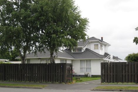 Photo of property in 3 Nortons Road, Avonhead, Christchurch, 8042