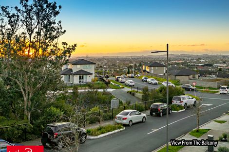 Photo of property in 10 Fernly Rise, Flat Bush, Auckland, 2019