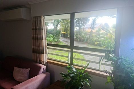 Photo of property in 92a Rosier Road, Glen Eden, Auckland, 0602