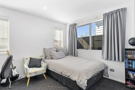 Photo of property in 10 Pimelea Street, Papamoa Beach, Papamoa, 3118