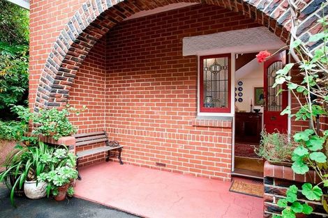 Photo of property in 99 Queen Street, North Dunedin, Dunedin, 9016