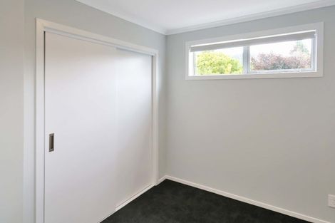 Photo of property in 4d Horoeka Street, Stokes Valley, Lower Hutt, 5019