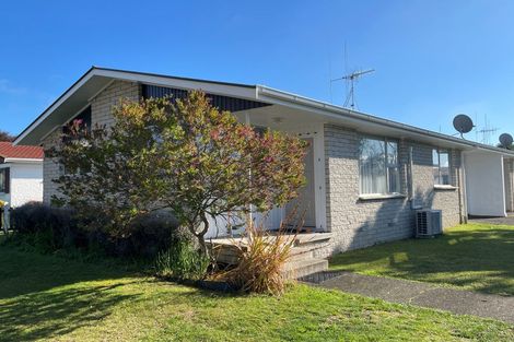 Photo of property in 1/4 Glasgow Street, St Andrews, Hamilton, 3200