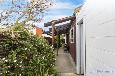 Photo of property in 1/98 Avonhead Road, Avonhead, Christchurch, 8042