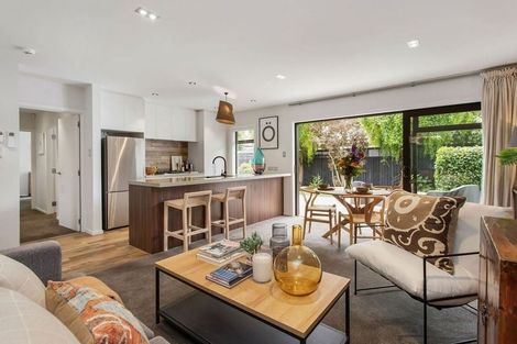 Photo of property in 1/46 Thornycroft Street, Fendalton, Christchurch, 8052