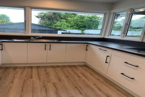 Photo of property in 10 Condell Avenue, Papanui, Christchurch, 8053