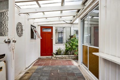 Photo of property in 64 Ngamotu Road, Spotswood, New Plymouth, 4310