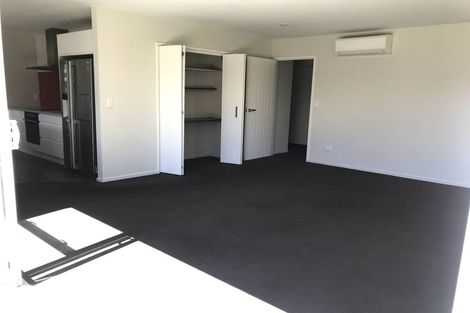 Photo of property in 27 Handley Crescent, Wigram, Christchurch, 8042