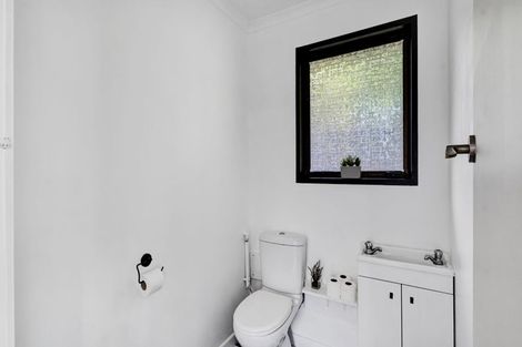 Photo of property in 6c Oswald Place, Stratford, 4332