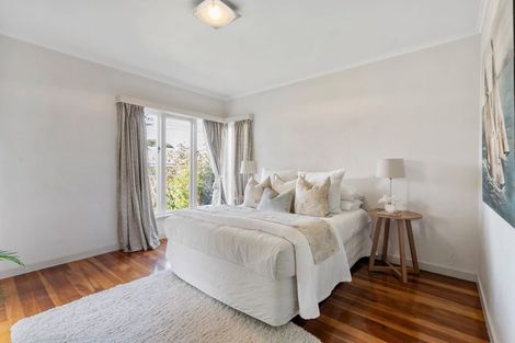 Photo of property in 73 Church Street, Devonport, Auckland, 0624