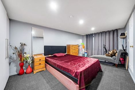 Photo of property in 2/33 Seaward Place, Wattle Downs, Auckland, 2103