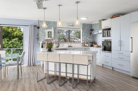 Photo of property in 6 Links Avenue, Mount Maunganui, 3116