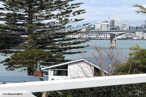 Photo of property in 39 Hinemoa Street, Birkenhead, Auckland, 0626