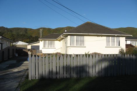 Photo of property in 14 Roberts Street, Wainuiomata, Lower Hutt, 5014