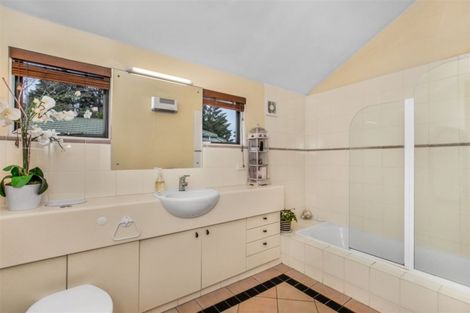 Photo of property in 2/45 Esplanade Road, Mount Eden, Auckland, 1024