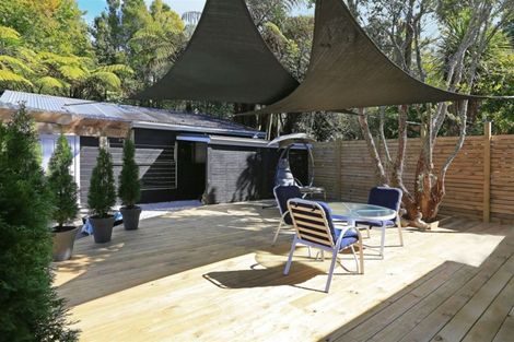 Photo of property in 22 Rimu Road, Oratia, Auckland, 0604