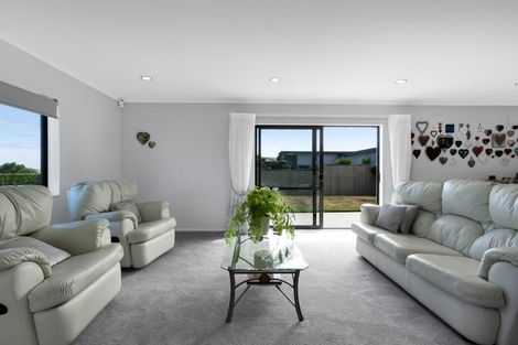 Photo of property in 50 Penrod Drive, Bell Block, New Plymouth, 4312