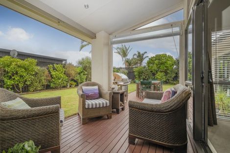 Photo of property in 18 Captain Wood Avenue, Whitianga, 3510