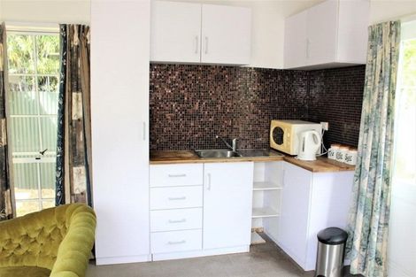 Photo of property in 99 Commercial Street, Takaka, 7110