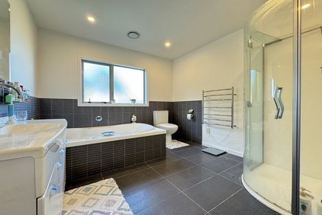 Photo of property in 165 Townsend Road, Miramar, Wellington, 6022